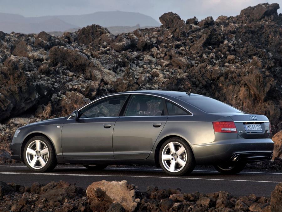  Audi A6 4.2 Quattro S-Line Sedan (4F, C6) 2005 года  (фото 13 из 14)